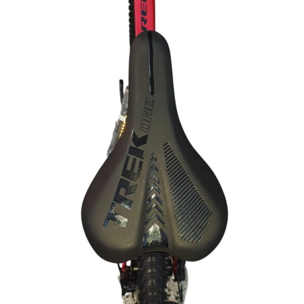 Trek One AT-2000 Size 26