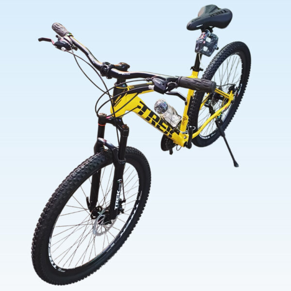 Trek One AT-2000 Size 27.